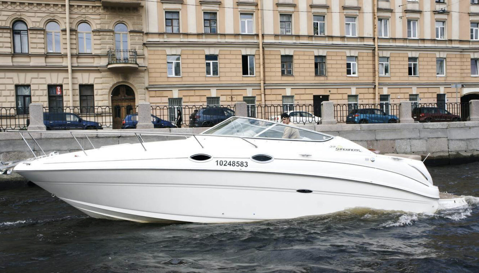 Бутч — прокат катера в Петербурге