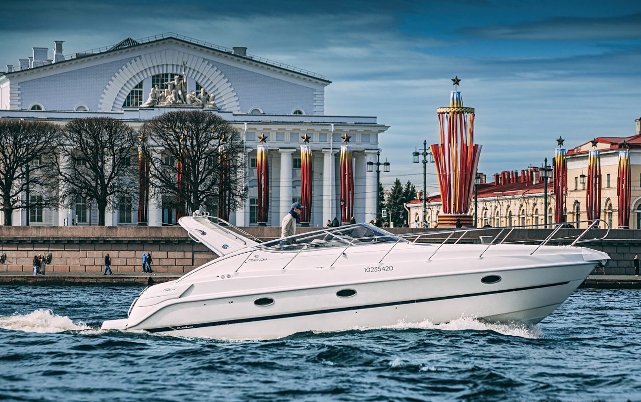 Катер Кранчи 34 / Cranchi 34 — прогулка по Неве на катере