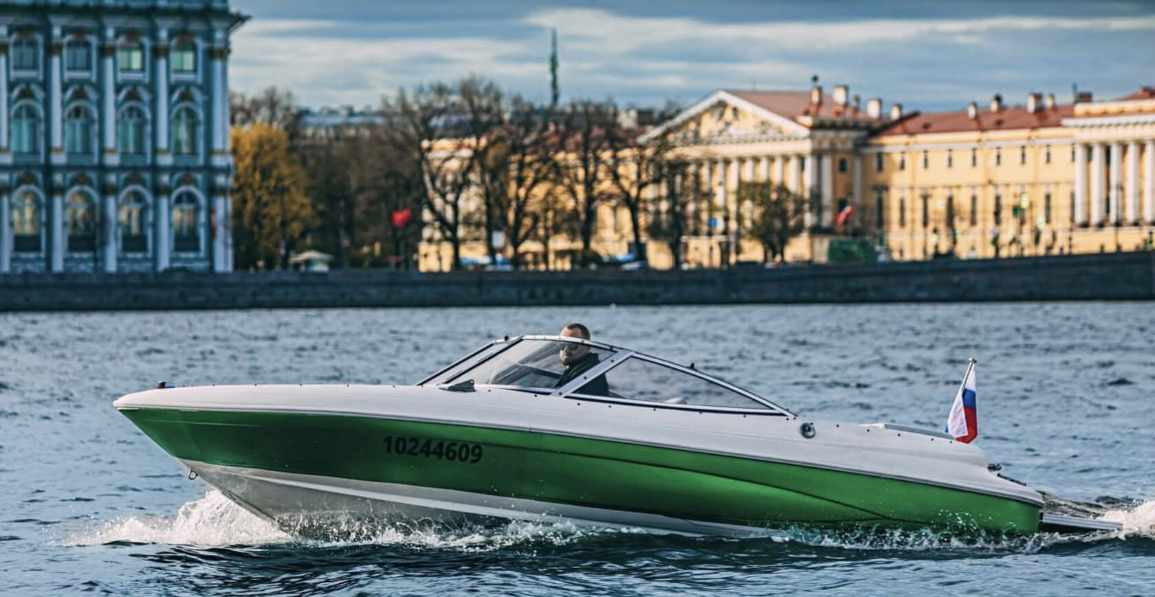 Катер Гринго — прокат в Петербурге