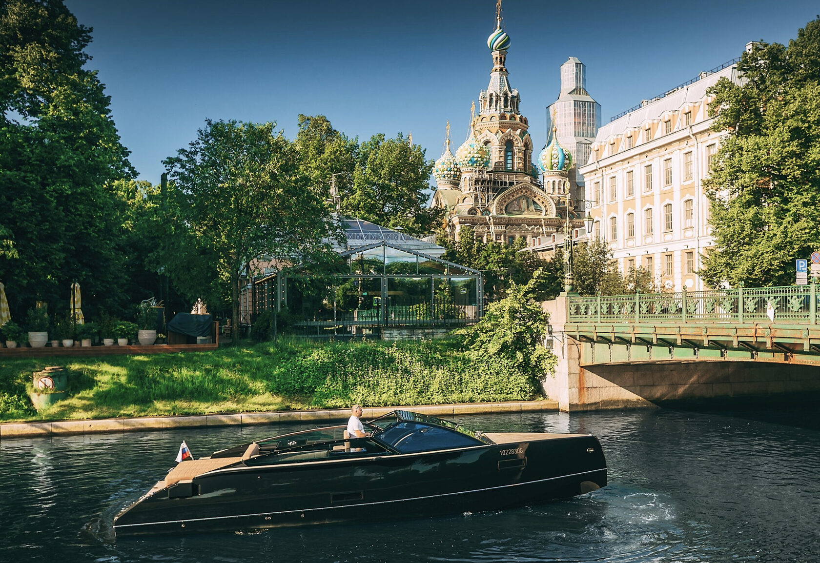 Катер Интеллигент — прокат катера в Петербурге