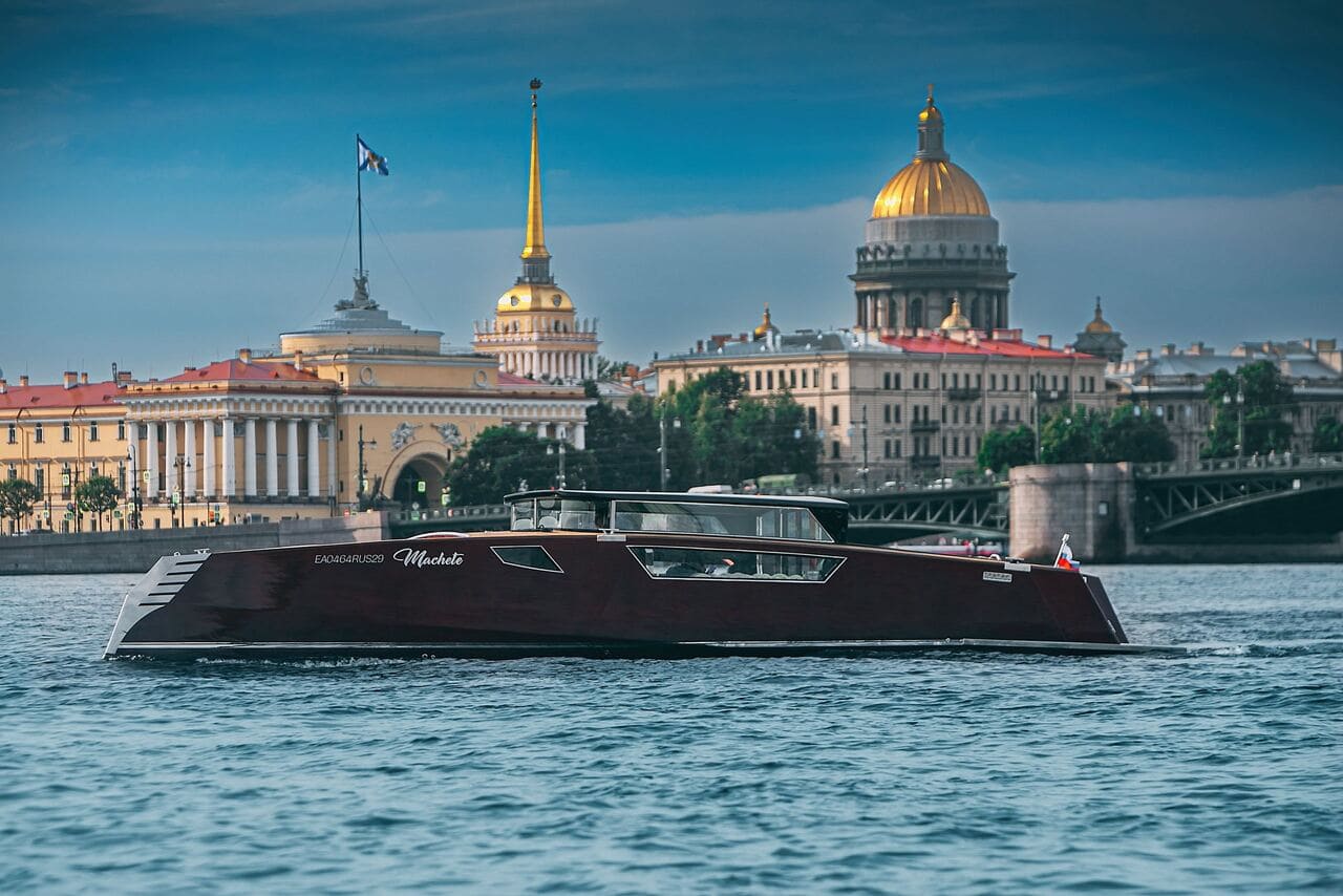 Катер Мачете — аренда катера с капитаном СПб