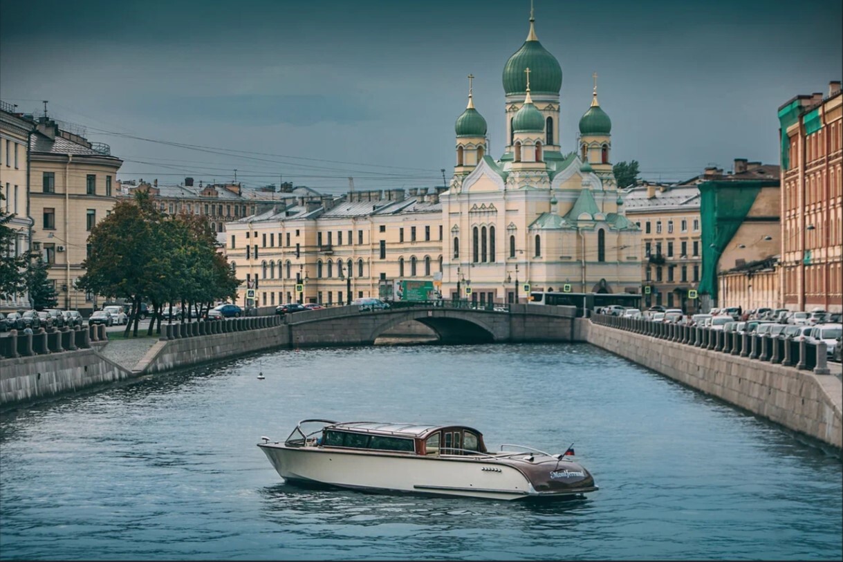 Катер Монферран — аренда катера с капитаном СПб