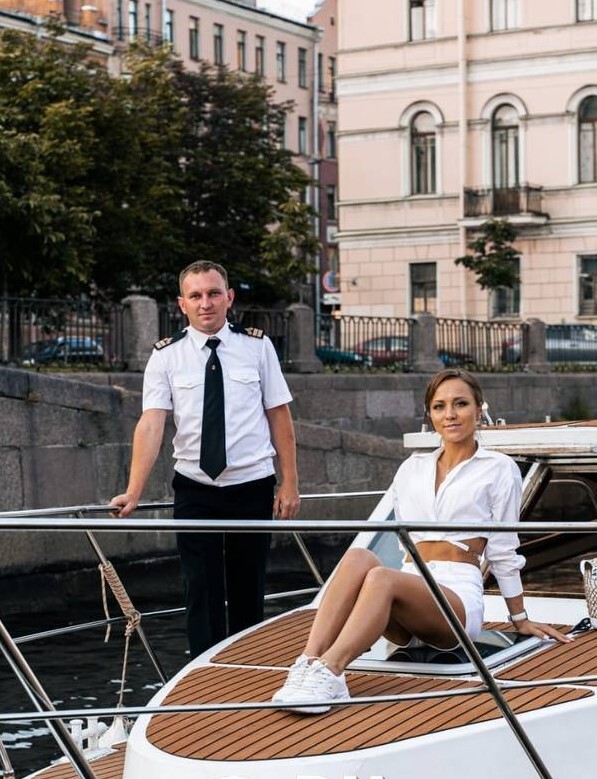 Катер Ю-Питер — вид с борта на каналы Петербурга