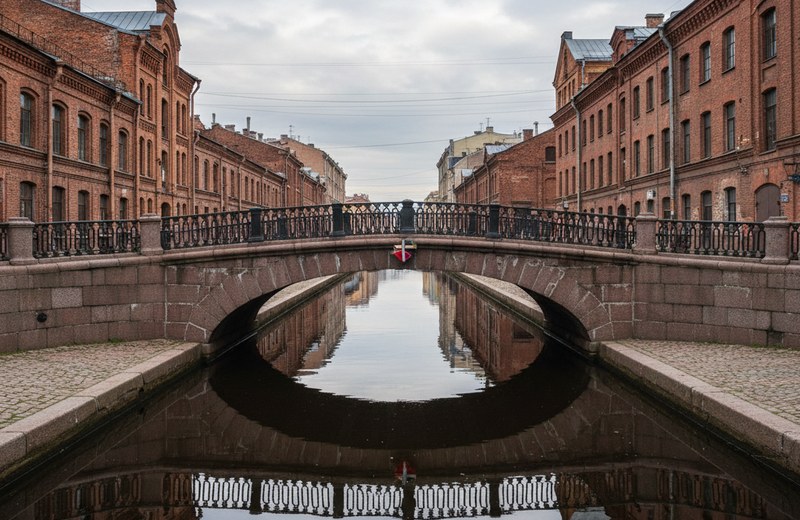 Мост через Обводный канал — гранитные набережные и промышленная архитектура