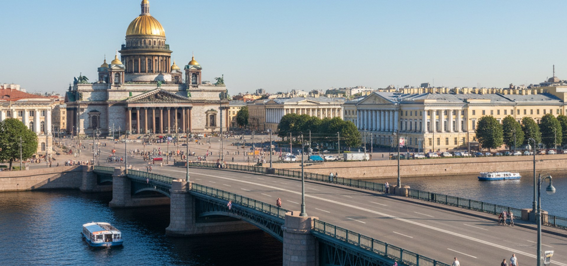 Синий мост в Санкт-Петербурге — самый широкий мост в мире