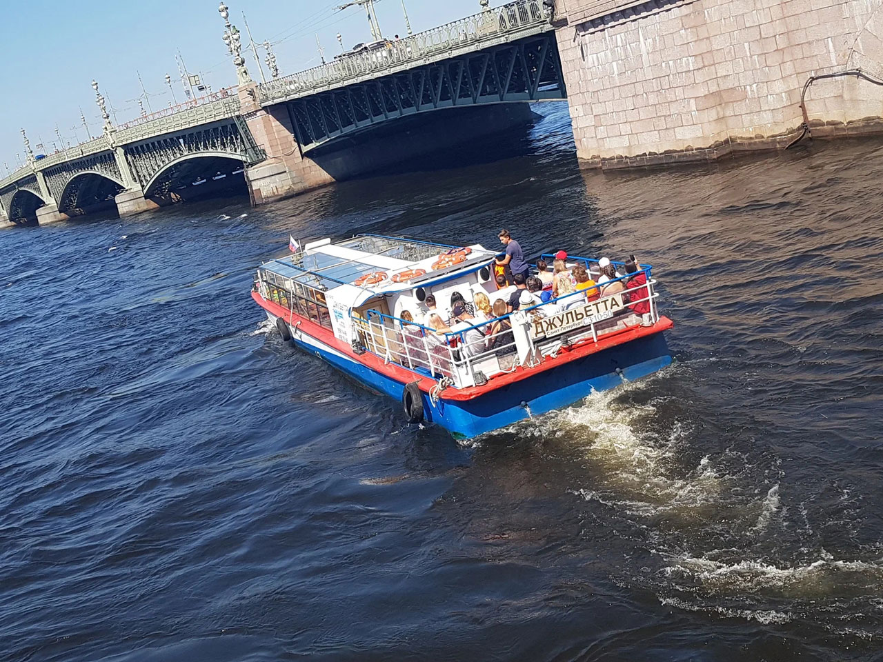 Теплоход Джульетта — теплоход для мероприятия в Петербурге