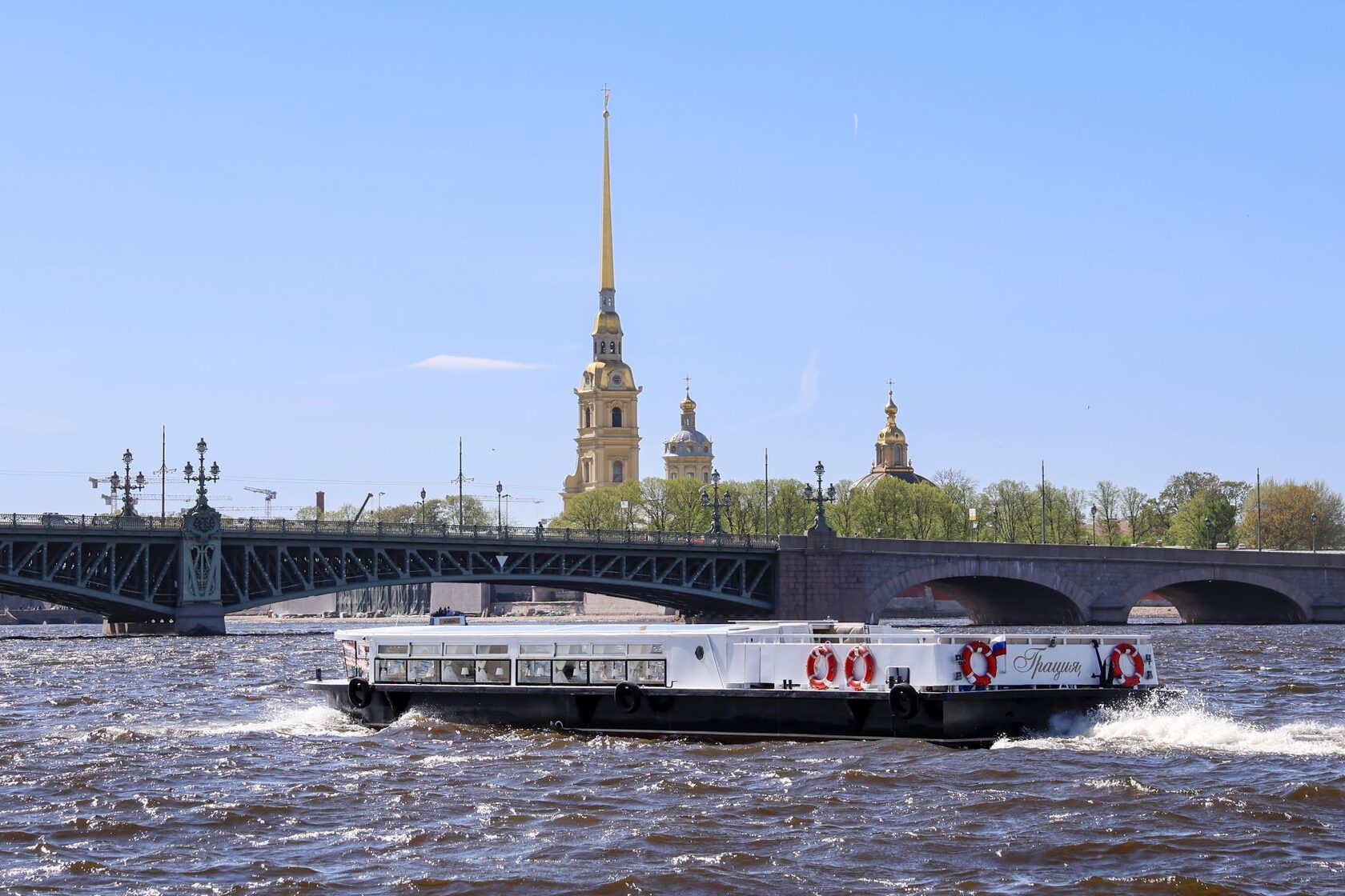 Теплоход Грация — теплоход для мероприятия в Петербурге