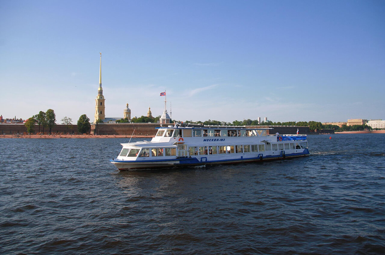 Теплоход Москва 183, теплоход для подарочного сертификата